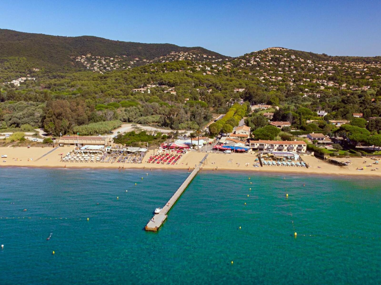 Appartement Residence Santa Barbara Avec Piscine Et A 750M De La Plage Cavalaire-sur-Mer Buitenkant foto